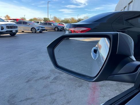 Used 2025 Hyundai Elantra SEL image 19