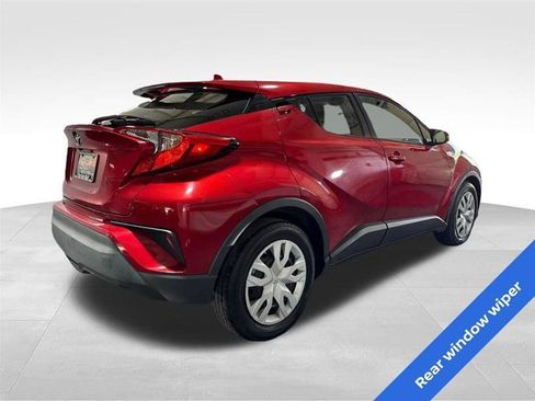 Used 2020 Toyota C-HR LE FWD image 5
