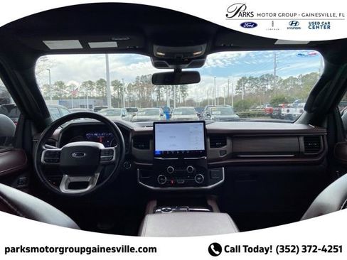 Certified 2024 Ford Expedition Limited image 20