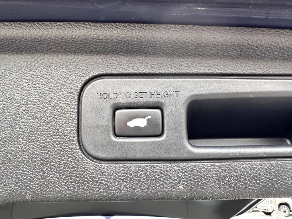 Used 2022 Honda Odyssey Elite image 43