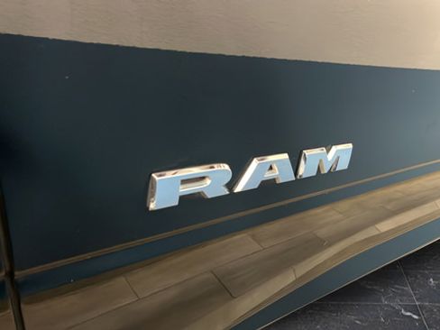 Used 2022 RAM 2500 Big Horn w/ Level A Equipment Group AWD/4WD image 40