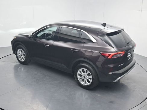 Used 2023 Ford Escape Active image 57