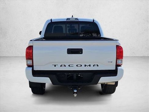 Used 2016 Toyota Tacoma TRD Sport w/ Towing Package image 7