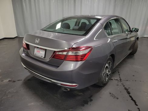 Used 2017 Honda Accord LX image 8