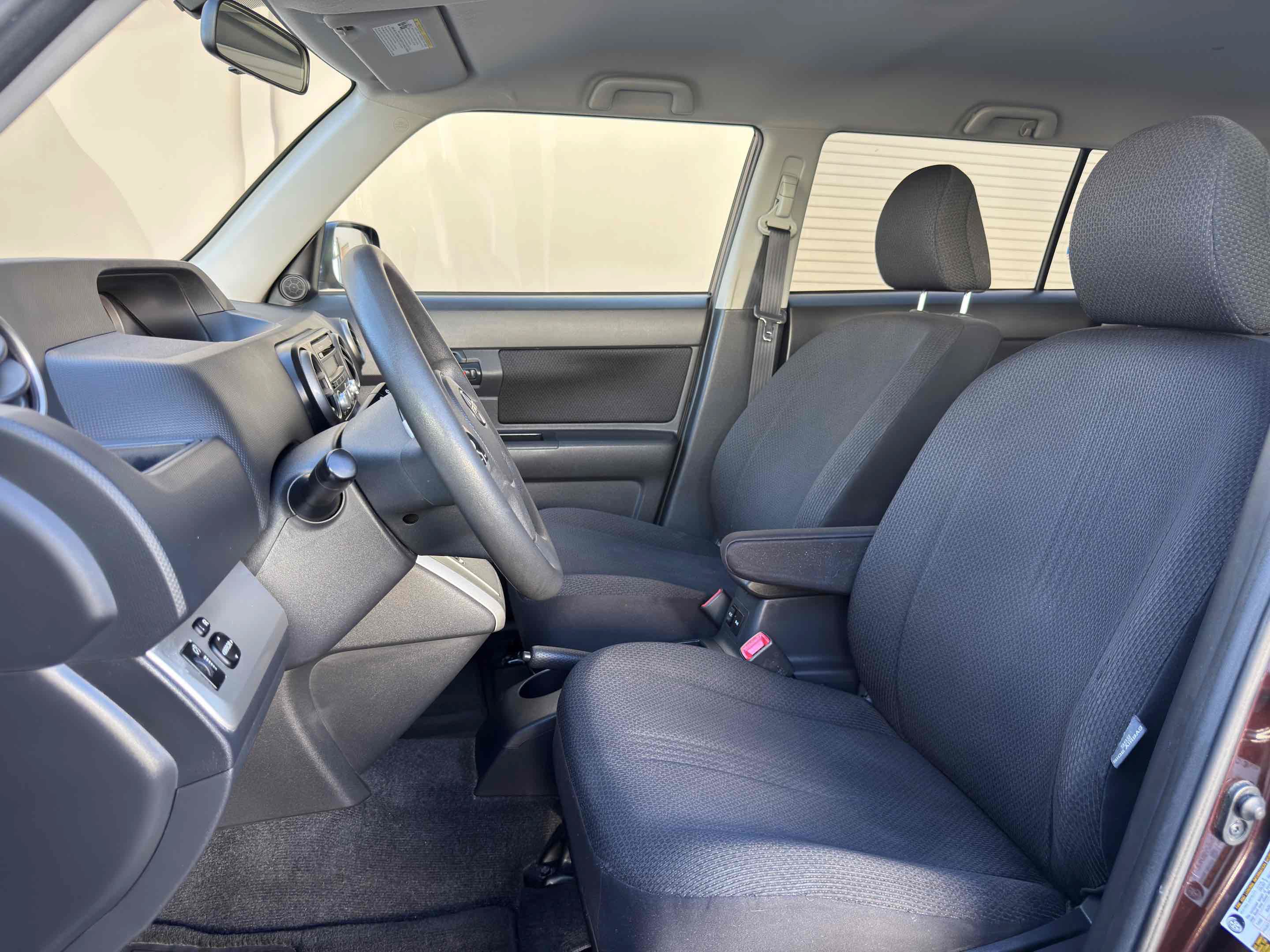 Used 2008 Scion xB FWD image 20