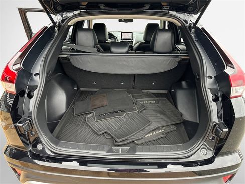 Used 2023 Mitsubishi Eclipse Cross SE image 25