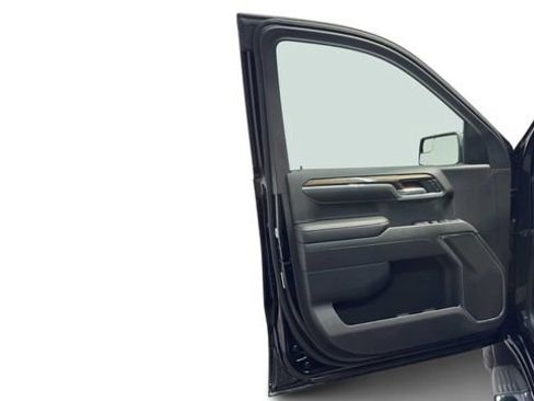 Used 2022 Chevrolet Silverado 1500 LT RWD image 11