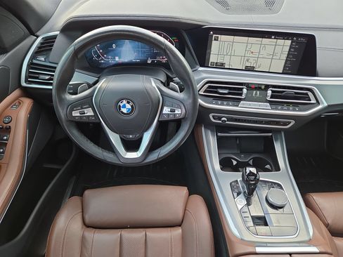 Used 2022 BMW X5 xDrive40i w/ Premium Package AWD/4WD image 14