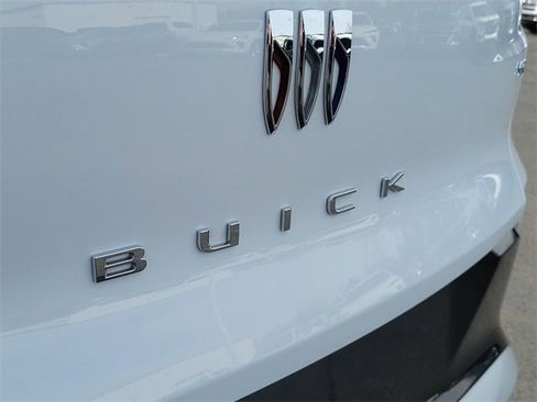Used 2024 Buick Envista Sport Touring w/ Convenience I Package image 7