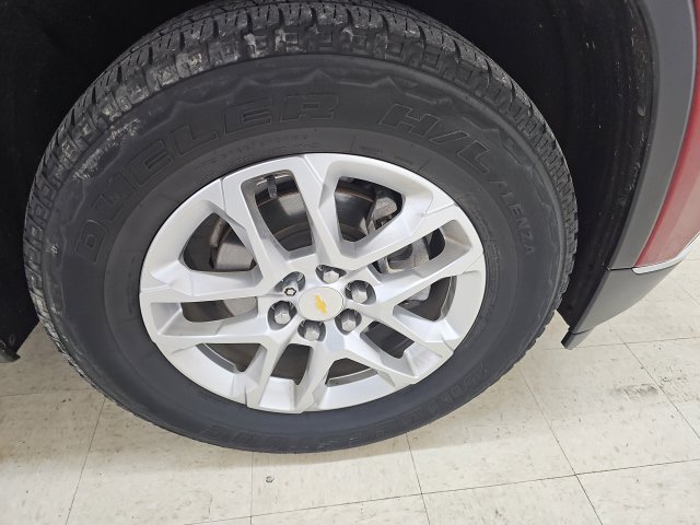 Used 2019 Chevrolet Traverse LT FWD image 12