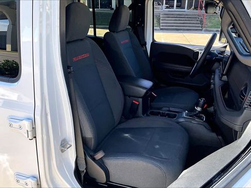 Used 2024 Jeep Wrangler Unlimited Rubicon image 8