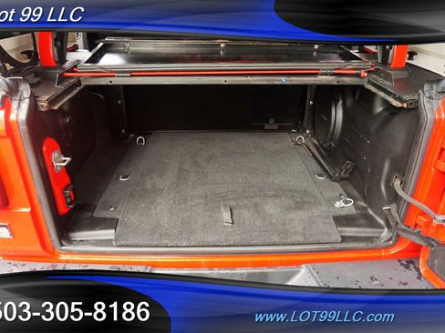 Used 2018 Jeep Wrangler Unlimited Rubicon image 16