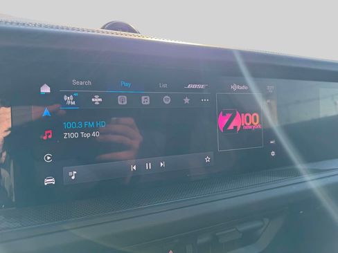 Used 2025 Porsche Cayenne GTS image 13