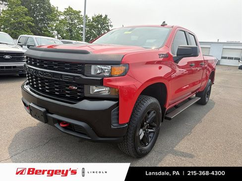 Used 2019 Chevrolet Silverado 1500 Custom Trail Boss AWD/4WD image 1