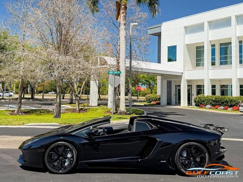 Used 2016 Lamborghini Aventador LP 700-4 image 44