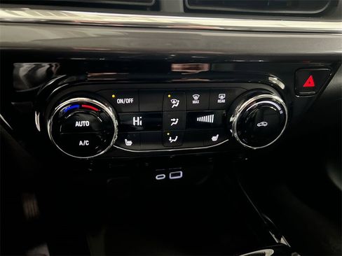 New 2026 Chevrolet Trax ACTIV w/ Driver Confidence Package image 15