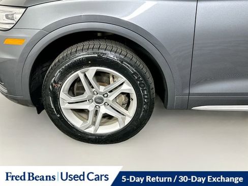 Used 2018 Audi Q5 2.0T Premium AWD/4WD image 32