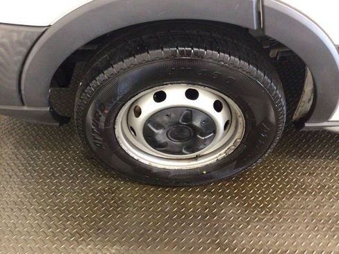 Used 2018 Ford Transit 350 XL RWD image 24