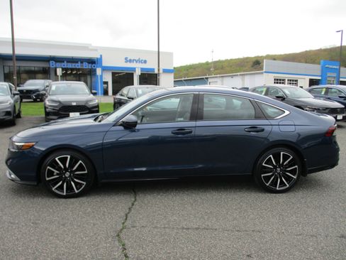 Certified 2023 Honda Accord Touring image 8