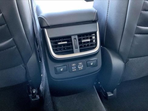 Used 2024 Subaru Outback Limited AWD/4WD image 17