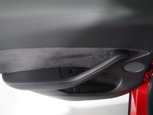 Used 2023 Tesla Model Y Long Range AWD/4WD image 56
