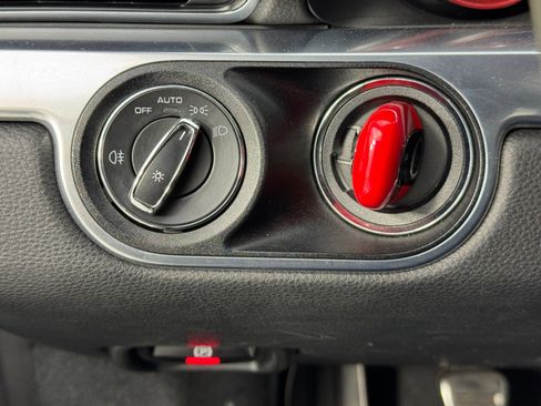 Used 2015 Porsche 911 Carrera 4S image 17