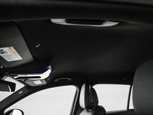 Certified 2026 Mercedes-Benz GLC 300 4MATIC image 17