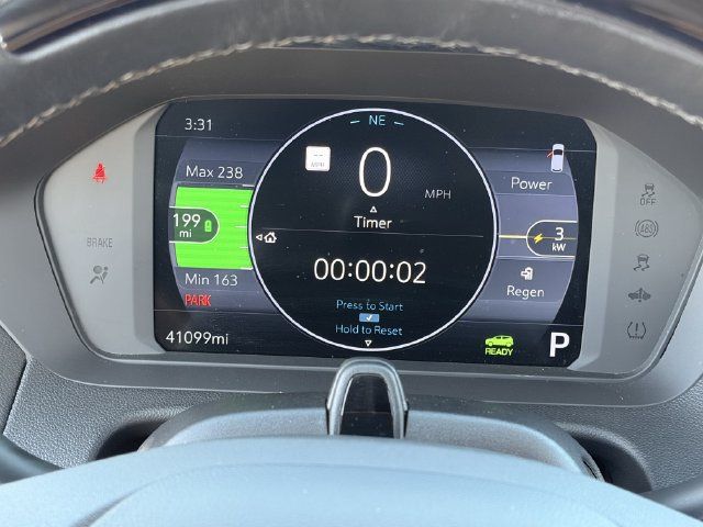 Used 2023 Chevrolet Bolt EUV Premier w/ Sun & Sound Package FWD image 11
