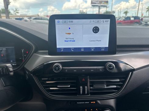 Used 2025 Ford Escape Active FWD image 24