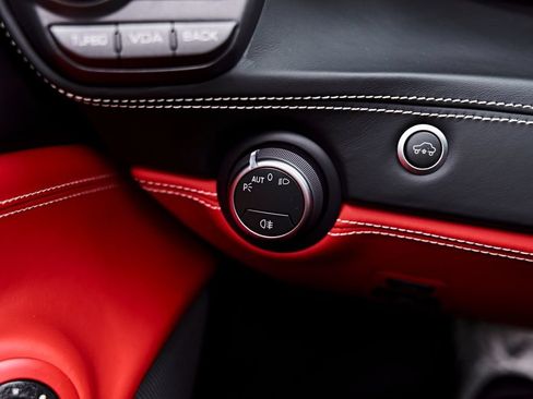 Used 2018 Ferrari 488 Spider RWD image 72