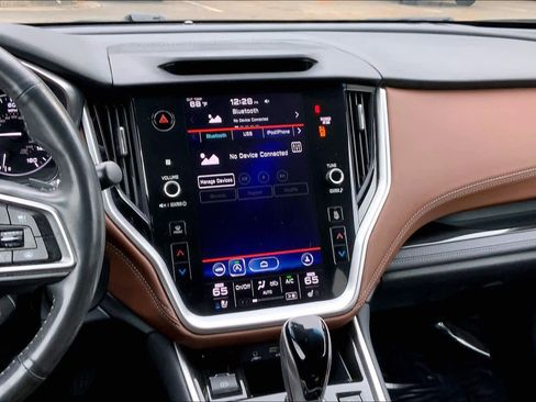 Used 2022 Subaru Outback Touring image 6