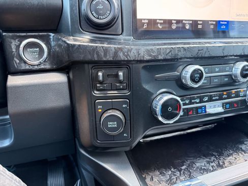 Used 2023 Ford F350 Lariat w/ Tow Technology Package image 46