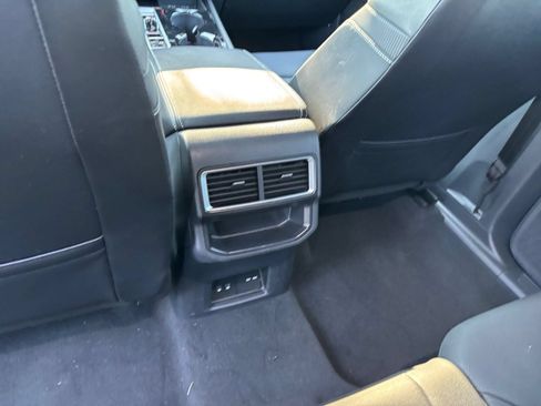 Used 2025 Volkswagen Atlas Cross Sport SE AWD/4WD image 24