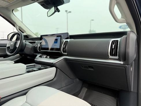 New 2027 Ford Expedition Platinum AWD/4WD image 22