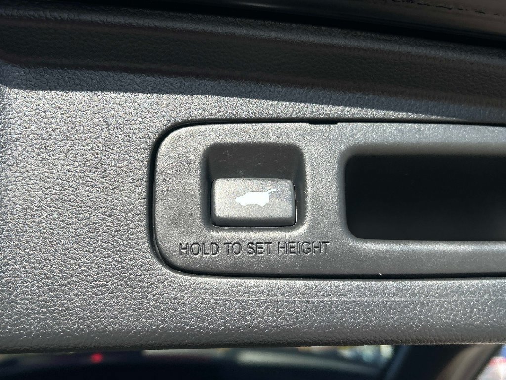 Used 2024 Honda CR-V EX-L image 13