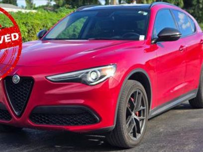 Used 2019 Alfa Romeo Stelvio w/ Nero Edizione