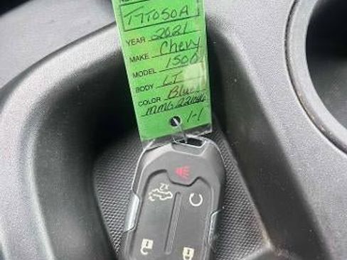 Used 2021 Chevrolet Silverado 1500 LT image 5