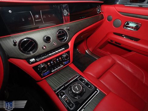 Used 2024 Rolls-Royce Ghost AWD/4WD image 30
