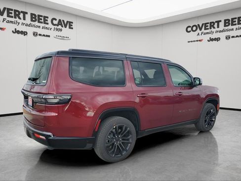 New 2026 Jeep Grand Wagoneer Summit image 9