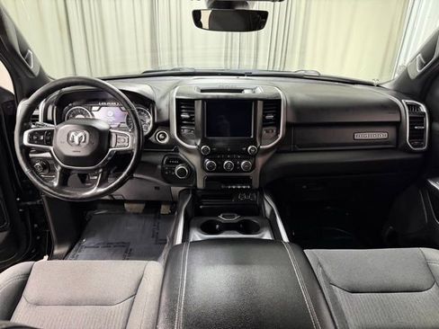 Used 2020 RAM 1500 Big Horn AWD/4WD image 11