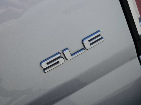 Used 2018 GMC Canyon SLE w/ SLE Convenience Package AWD/4WD image 12