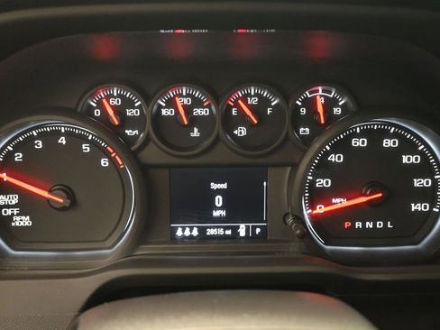 Used 2024 GMC Sierra 1500 Pro w/ Convenience Package image 7