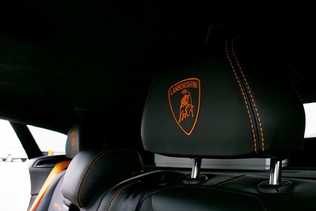 Used 2023 Lamborghini Urus S AWD/4WD image 21