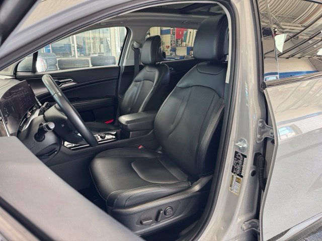 Used 2024 Kia Sportage SX FWD image 27