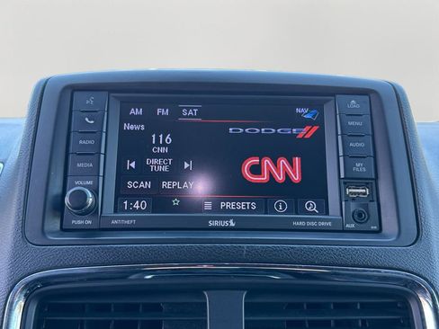 Used 2018 Dodge Grand Caravan GT image 18