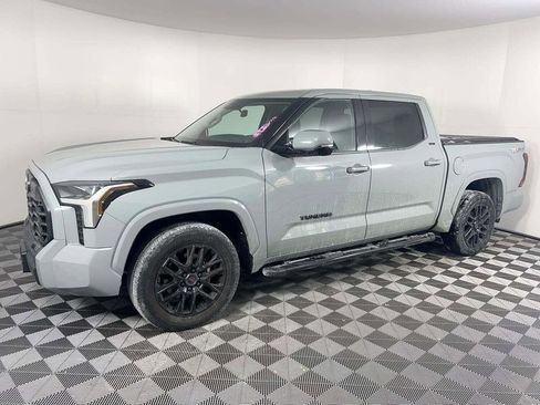 Used 2022 Toyota Tundra SR5 image 1