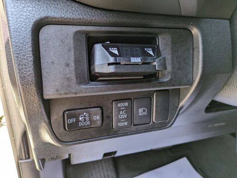 Used 2019 Toyota Tacoma 4x4 Double Cab image 18