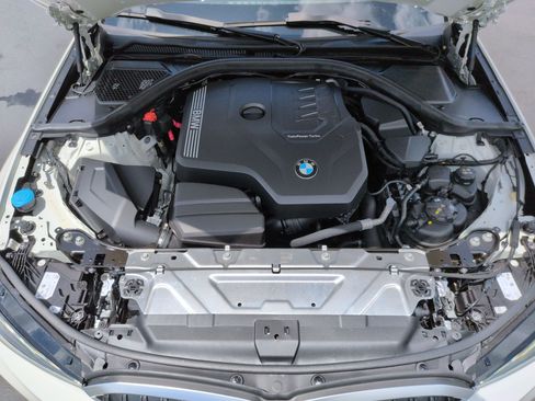 Used 2023 BMW 330i Sedan w/ Convenience Package RWD image 33