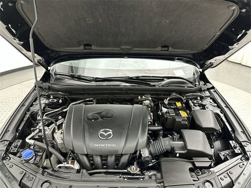 Used 2022 MAZDA MAZDA3 s image 24
