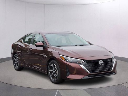 Used 2024 Nissan Sentra SV FWD image 9